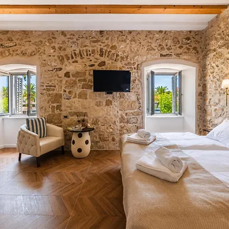 Heritage Casa Blanka 4* Макарська
